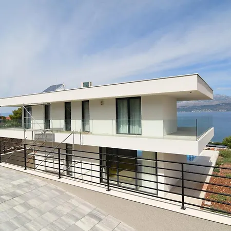 Brac Villa