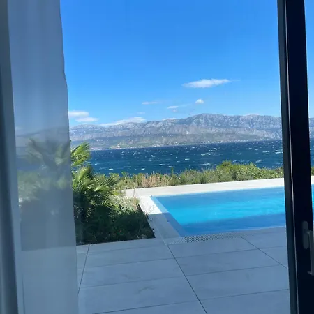 Brac * Splitska